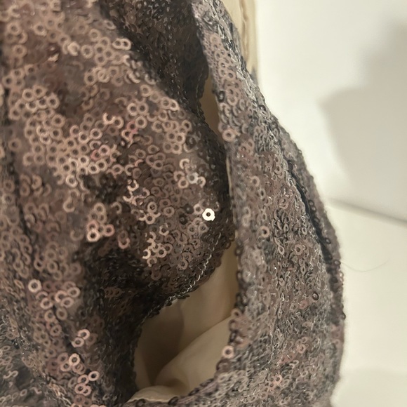 Sequin gold shorts Large - Picture 11 of 16